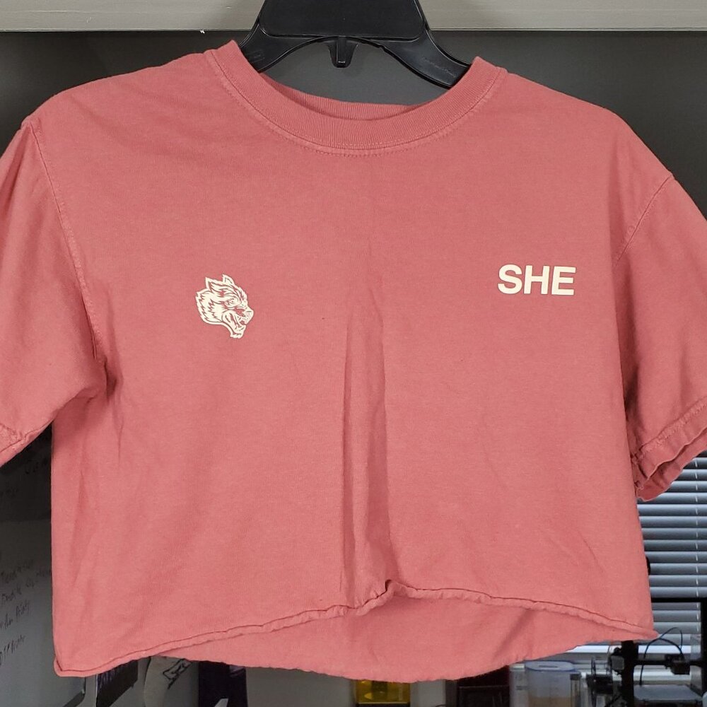 WOMENS PINK SHE CROP TOP SHIRT SMALL